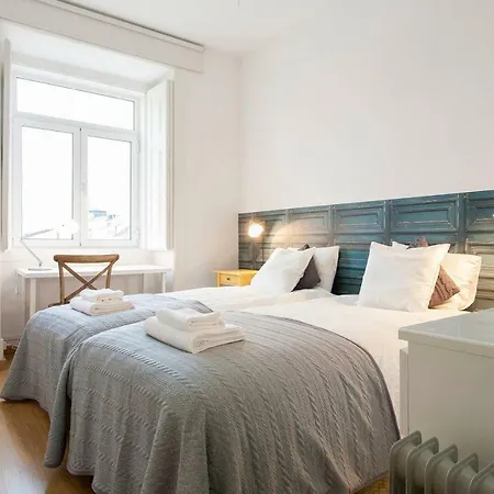 3 Bedroom Ap In Estrela Apartment Lisbon