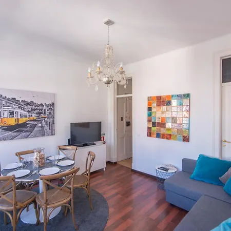 Apartment 3 Bedroom Ap In Estrela Lisbon