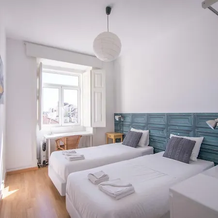 3 Bedroom Ap In Estrela