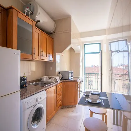 3 Bedroom Ap In Estrela Διαμέρισμα Lisboa